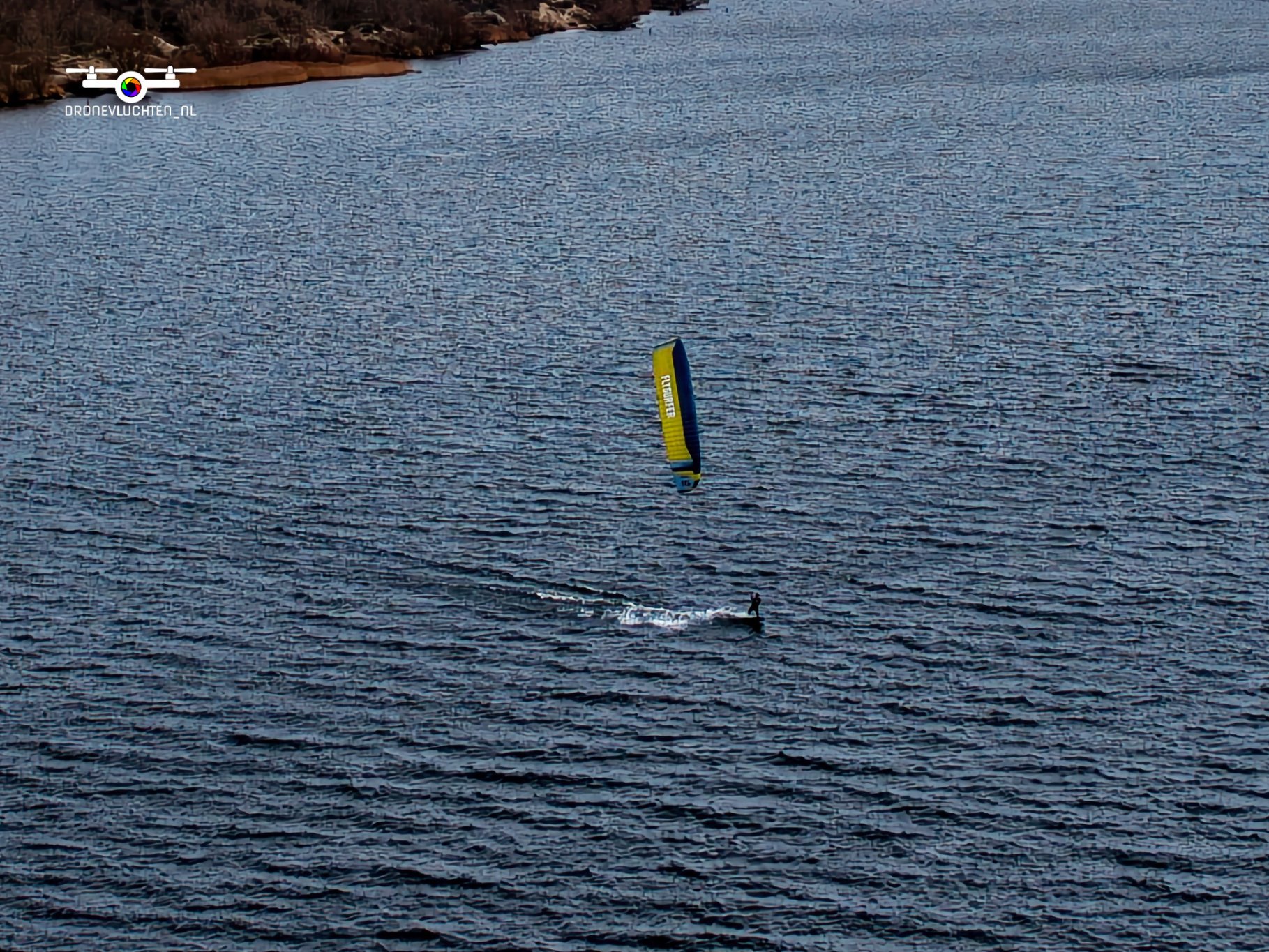 20260207 Kitesurfers