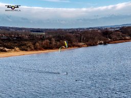 20260207 Kitesurfers
