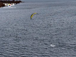 20260207 Kitesurfers